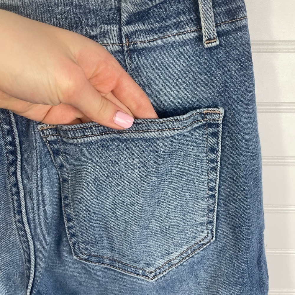 Hollister Ultra High-Rise Mom Jean Vintage Stretch Blue Denim Jeans 5R Women’s - Picture 4 of 11